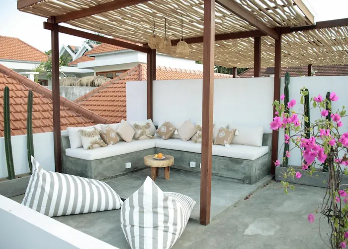 Valletta * Canggu (Bali)